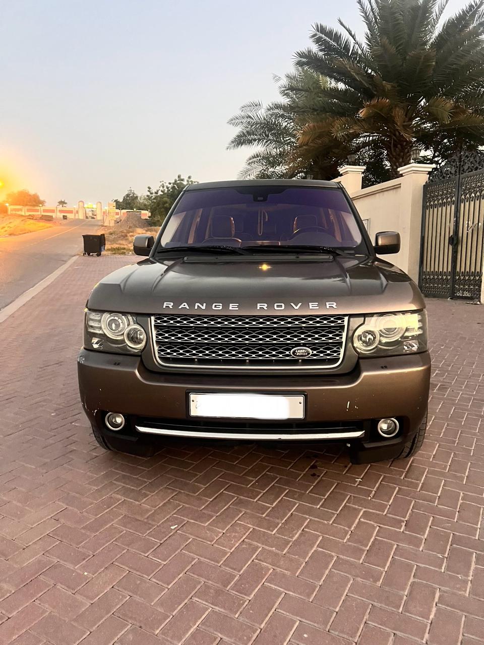 marrón Land Rover Range Rover Vogue HSE 2010